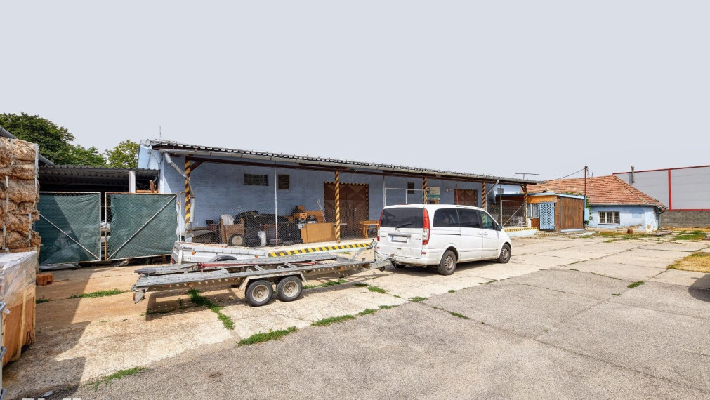 Neibrs | REZERVOVANÉ- Exkluzívne na predaj 1400m2 výrobno-skladový areál, parkovisko, Horný dvor, Bernolákovo