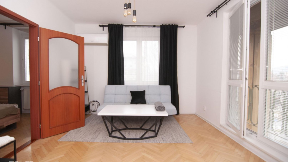 Neibrs | Priestranný 2 izbový, zariadený byt, klimatizácia, voľný IHNEĎ, Miletičova