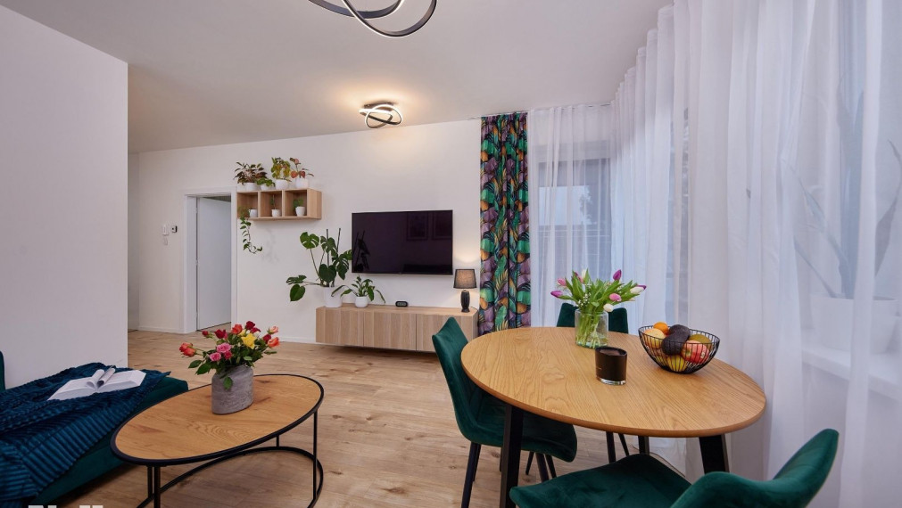 Neibrs | Sunny Home Rovinka- Krásny, zariadený 3 izb. byt s predzáhradkou