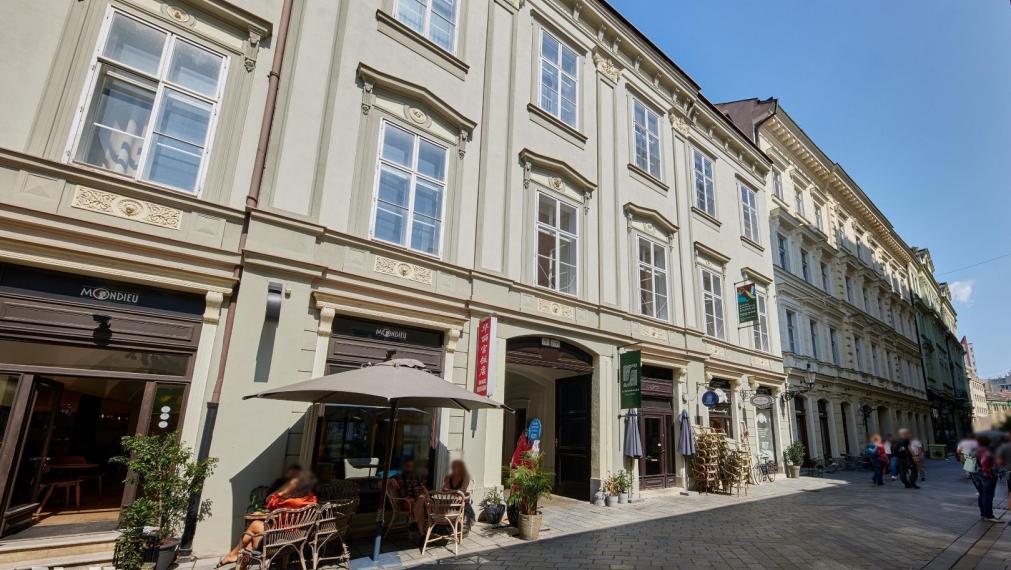 Neibrs | Exkluzívne na prenájom 150m2 reprezentatívne kancelárske priestory na 3.p v historickom centre Bratislavy, Laurinská ul, Bratislava I