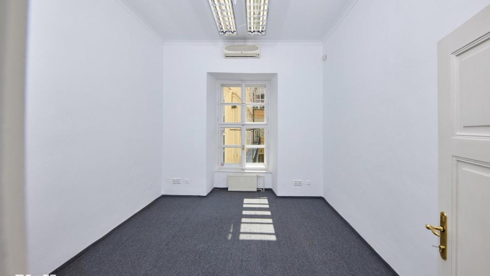 Neibrs | Exkluzívne na prenájom 150m2 reprezentatívne kancelárske priestory na 3.p v historickom centre Bratislavy, Laurinská ul, Bratislava I