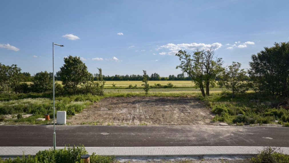 Neibrs | Investičný pozemok s právoplatným SP na Rodinný dvojdom s dvomi bytovými jednotkami, 505 m2