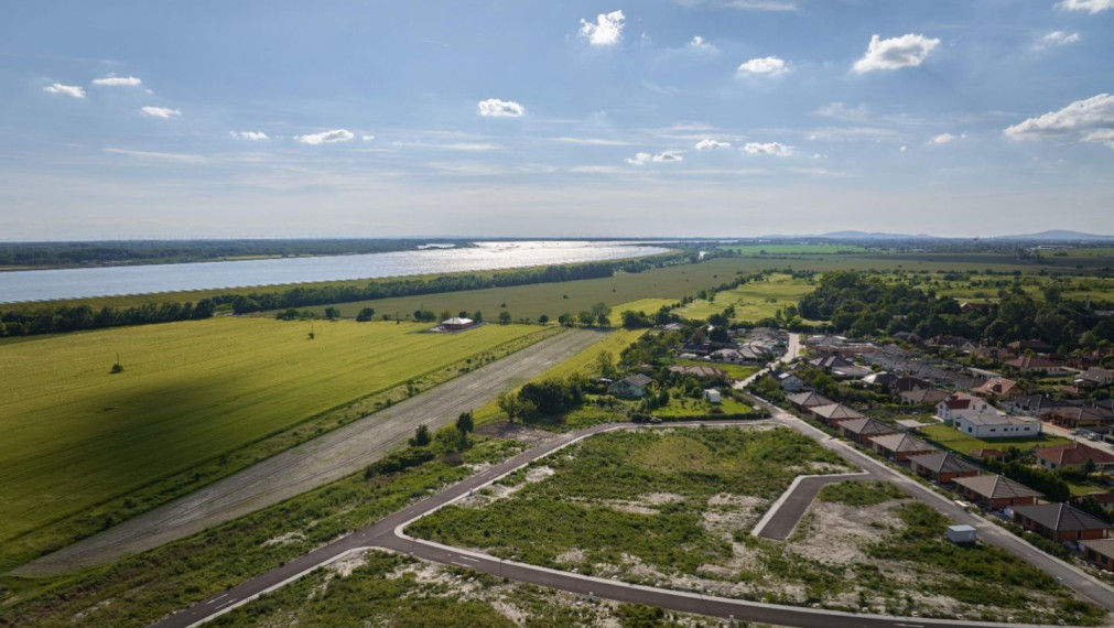 Neibrs | Investičný pozemok s právoplatným SP na Rodinný dvojdom s dvomi bytovými jednotkami, 505 m2