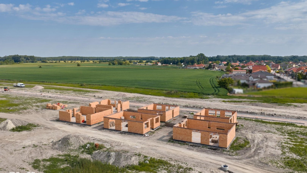 Neibrs | Stavebné pozemky - Dolný Bar