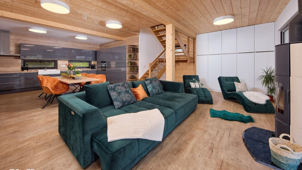 Neibrs | Exkluzívne na predaj 5i luxusný a nízkoenergetický hausboat na celoročné bývanie, 250m2, terasa, vírivka, parkovanie, Jarovecké rameno