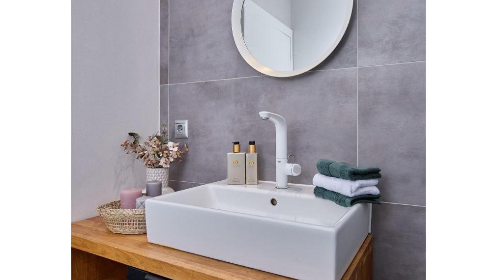 Neibrs | Krásny 5izb. dom, priestranný, krb, vonkajší bazén, krásna záhrada