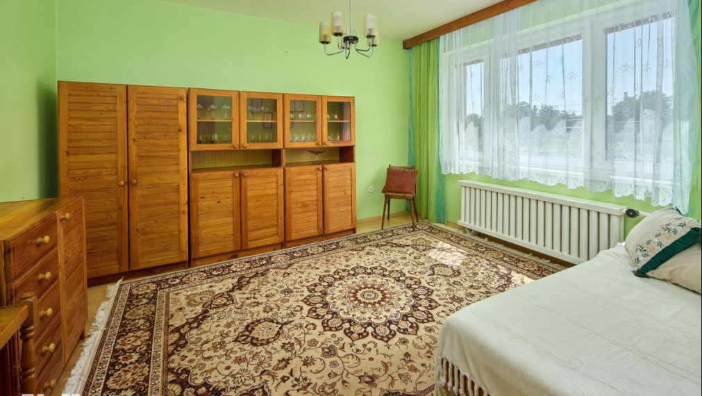 Neibrs | REZERVOVANÝ -  5 izbový RD  s garážou, dielňou, letnou kuchyňou, výbehom pre zvieratá, 1269 m2 pozemok