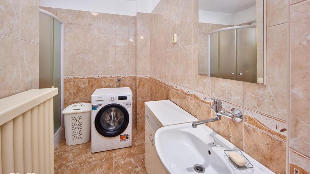 Neibrs | REZERVOVANÝ -  5 izbový RD  s garážou, dielňou, letnou kuchyňou, výbehom pre zvieratá, 1269 m2 pozemok