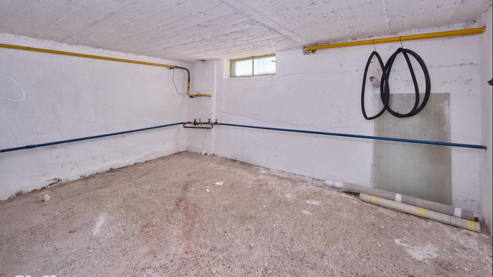 Neibrs | REZERVOVANÝ -  5 izbový RD  s garážou, dielňou, letnou kuchyňou, výbehom pre zvieratá, 1269 m2 pozemok