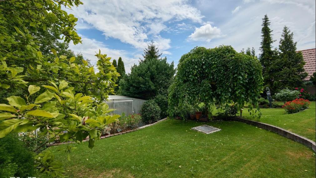 Neibrs | Exkluzívne na predaj luxusná vila s wellness, fitness, záhradou, bazénom, garážou, Chladná ul., Rača, Bartislava III