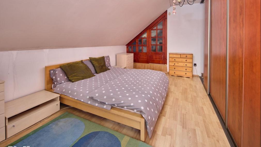 Neibrs | Exkluzívne na predaj luxusná vila s wellness, fitness, záhradou, bazénom, garážou, Chladná ul., Rača, Bartislava III