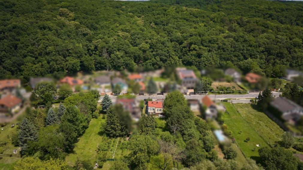 Neibrs | Devínska cesta | RD s možnosťou nadstavby, pozemky spolu 1288 m2