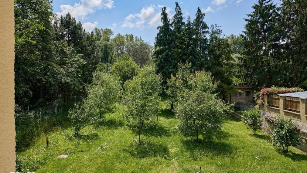 Neibrs | Devínska cesta | RD s možnosťou nadstavby, pozemky spolu 1288 m2