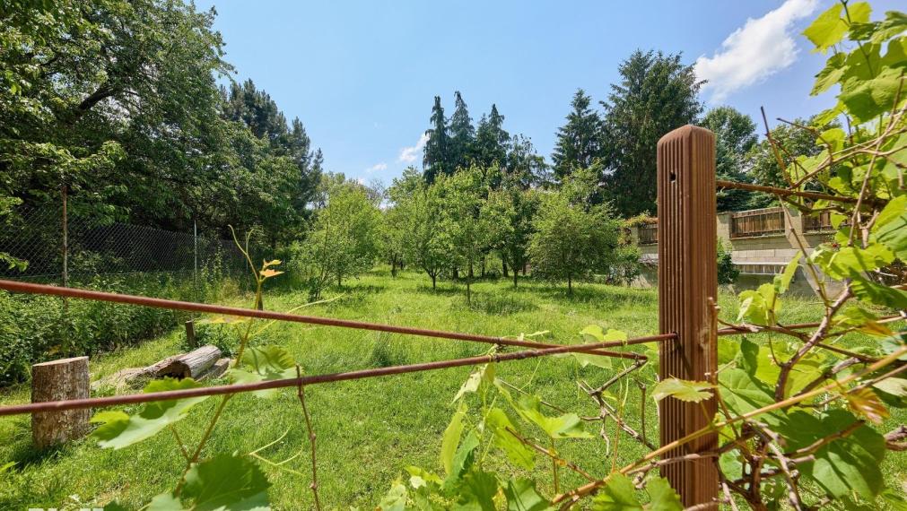 Neibrs | Devínska cesta | RD s možnosťou nadstavby, pozemky spolu 1288 m2