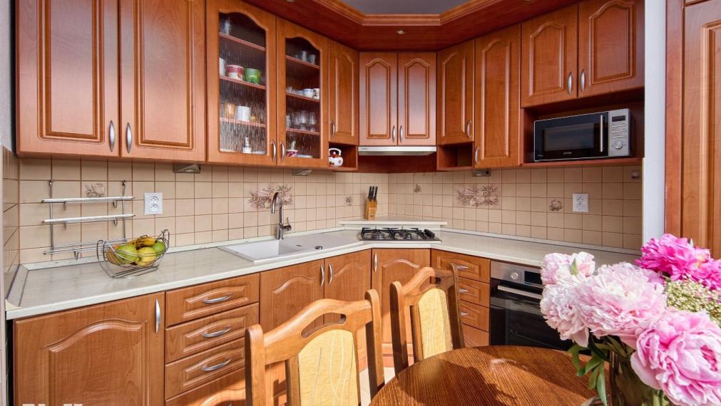 Neibrs | 4 izb. byt s loggiou na Nejedlého ul. v Dúbravke