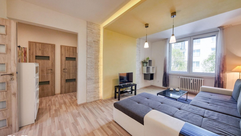 Neibrs | REZERVOVANÉ- Prenájom 2 izb. bytu v TOP lokalite na Kvačalovej ul.