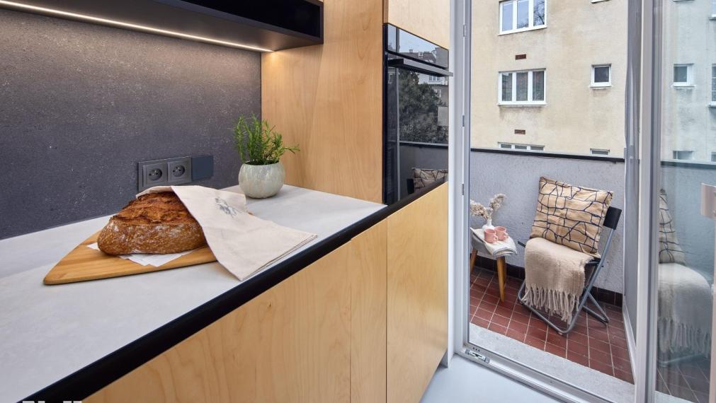 Neibrs | Štýlový, priestranný 2 izb byt so šatníkom, veľkou spálňou a kvalitným prevedením, Justičná ul.