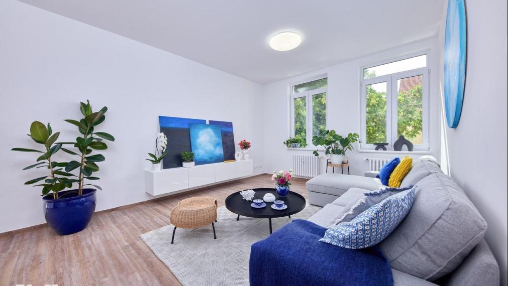 Neibrs | predaj (2) izbový byt s balkónom (kompletne zariadený) v zrekonštruovanej historickej budove na Palisádach v Bratislave