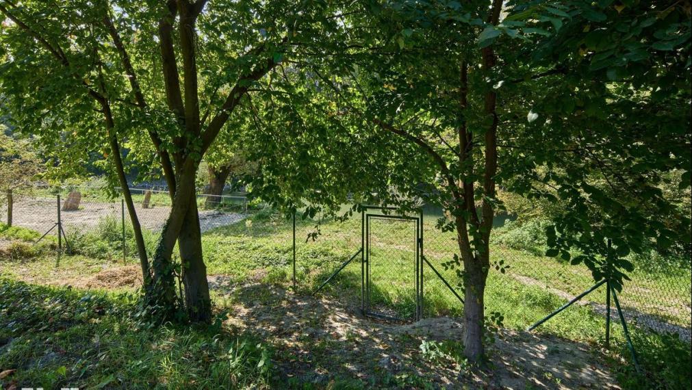 Neibrs | Exkluzívne na krátkodobý/ dlhodobý prenájom zariadený 3i rodinný dom, 90m2 s parkovaním, záhradou, Devínska cesta, Bratislava IV