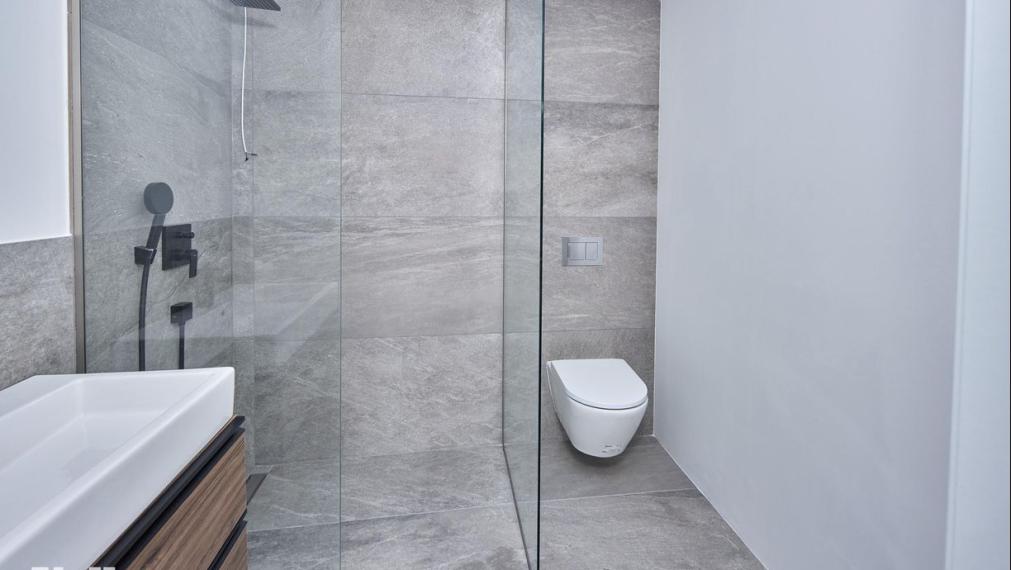 Neibrs | predaj (4) izbový byt s dvoma balkónmi a vonkajším parkovacím miestom v prestížnom projekte LIGET – Petržalka