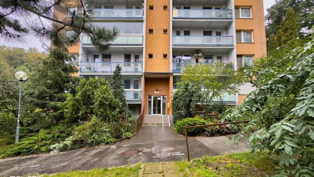 Neibrs | Exkluzívne na prenájom nebytový priestor, 68m2, -1p, Kuklovská ul, Bratislava IV