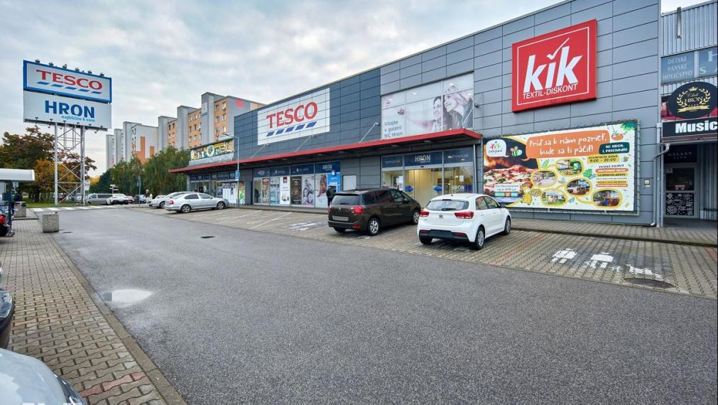 Neibrs | odstúpenie: obchodný - gastro priestor 212m2 + (54m2 prekrytá terasa) 