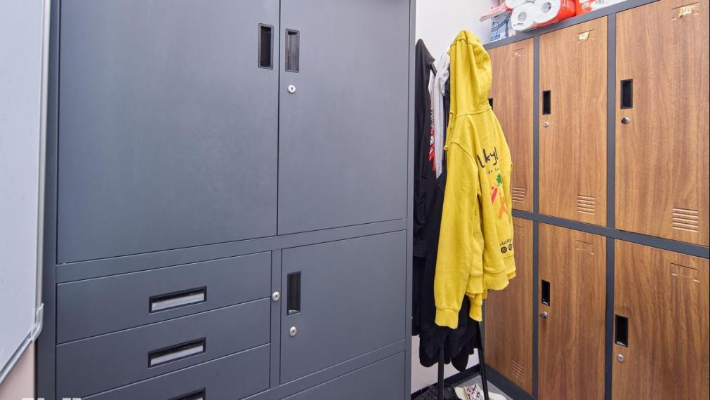 Neibrs | odstúpenie: obchodný - gastro priestor 212m2 + (54m2 prekrytá terasa) 