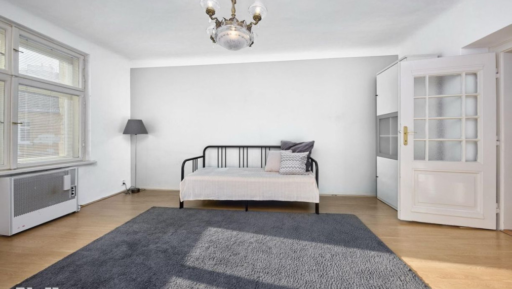 Neibrs | Centrum mesta - 3 izb. zariadený byt, 100 m2, balkón, výťah