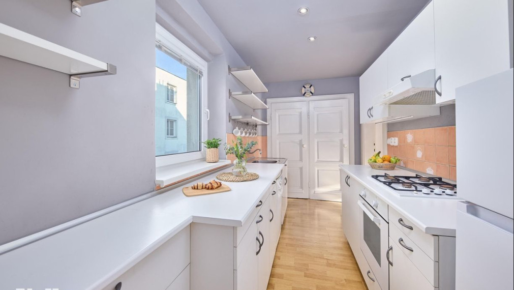 Neibrs | Centrum mesta - 3 izb. zariadený byt, 100 m2, balkón, výťah