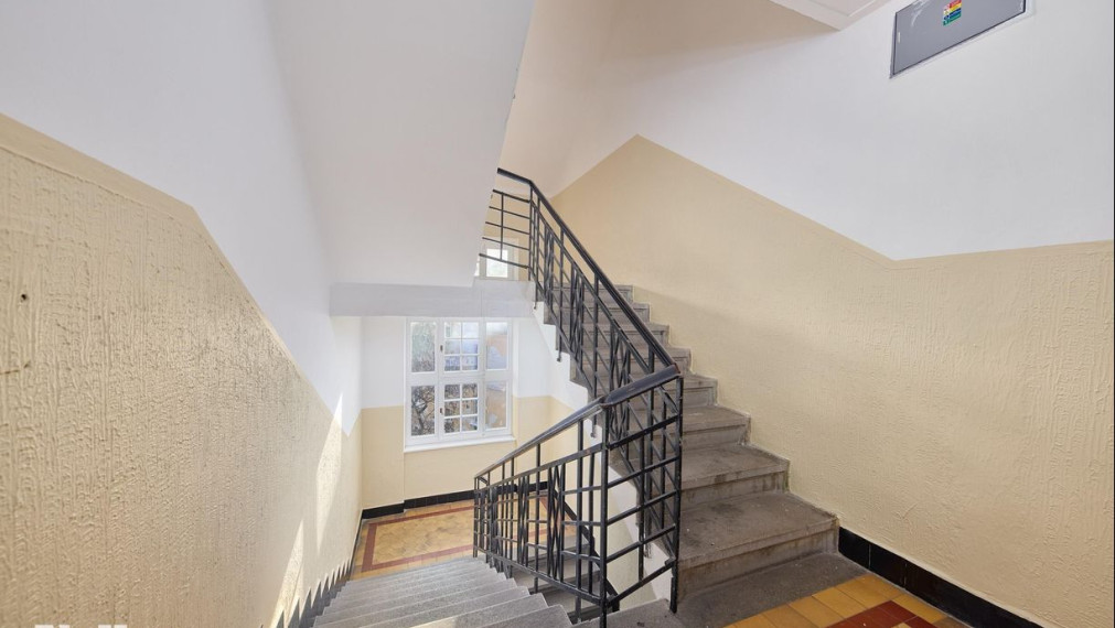 Neibrs | Centrum mesta - 3 izb. zariadený byt, 100 m2, balkón, výťah