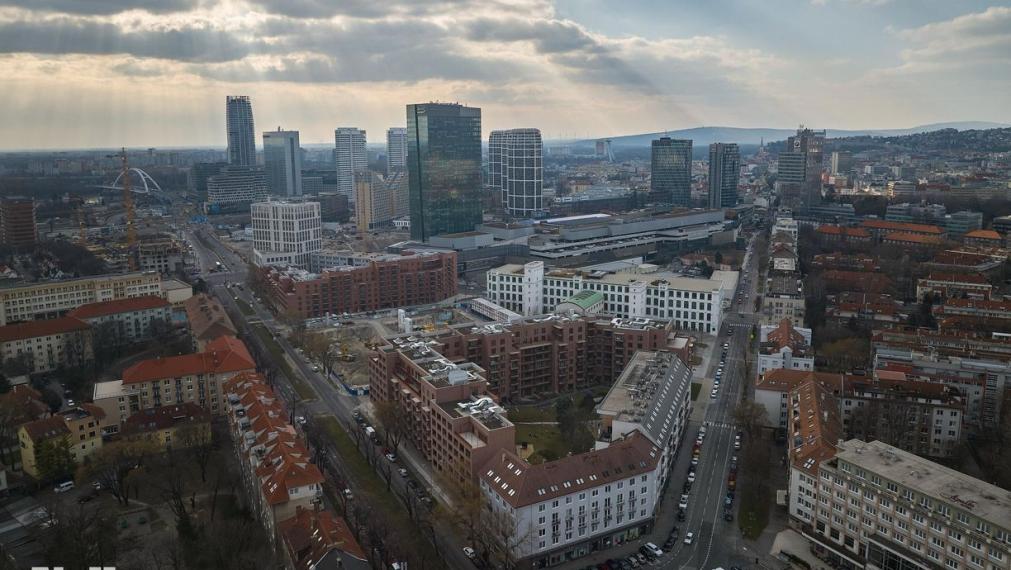 Neibrs | 2-izbový byt s veľkou loggiou, pivnicou a garážou – ZWIRN 1, Košická ulica