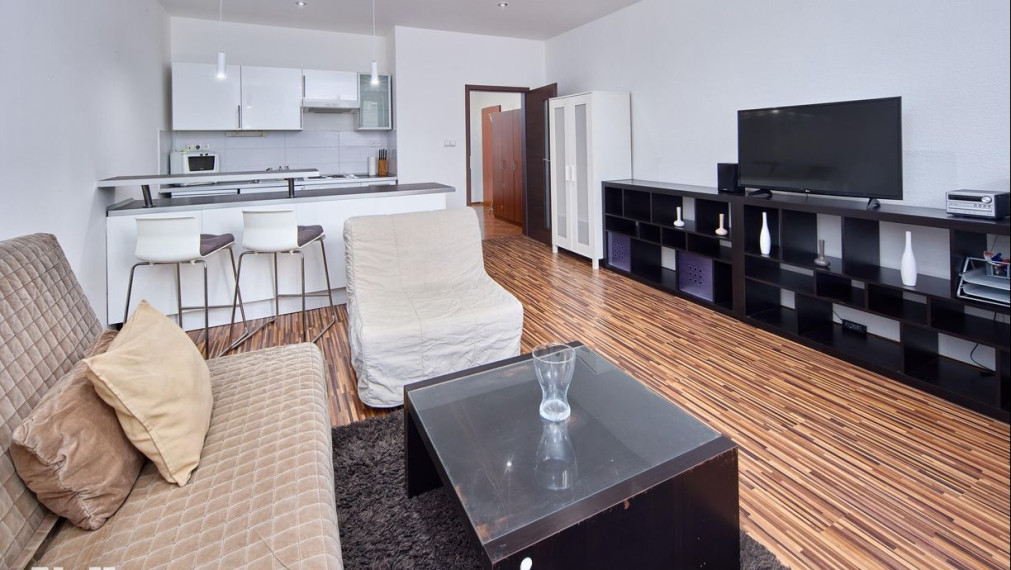 Neibrs | Na predaj 1i byt v úplnom centre s výťahom- Rojko pasáž, 40m2, Obchodná ul., Bratislava I