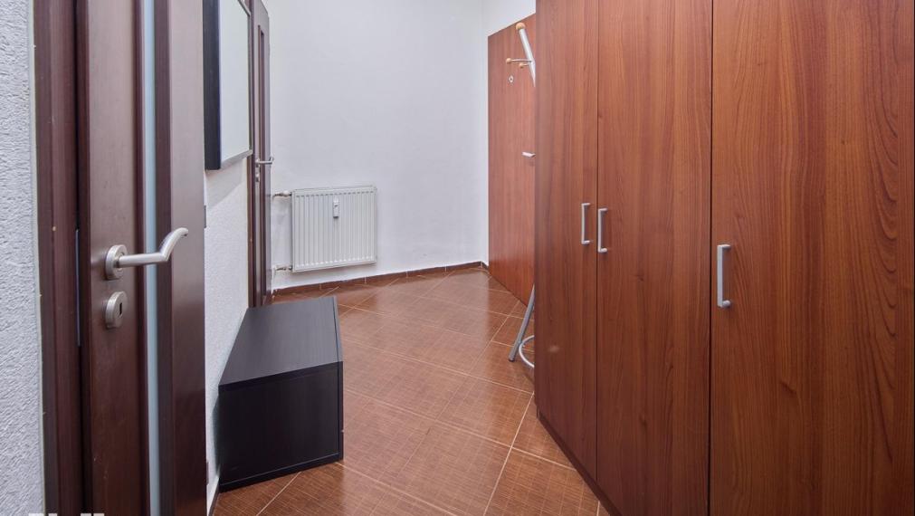 Neibrs | Na predaj 1i byt v úplnom centre s výťahom- Rojko pasáž, 40m2, Obchodná ul., Bratislava I