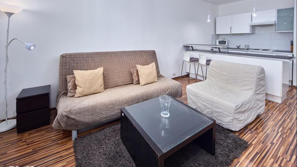 Neibrs | Na predaj 1i byt v úplnom centre s výťahom- Rojko pasáž, 40m2, Obchodná ul., Bratislava I