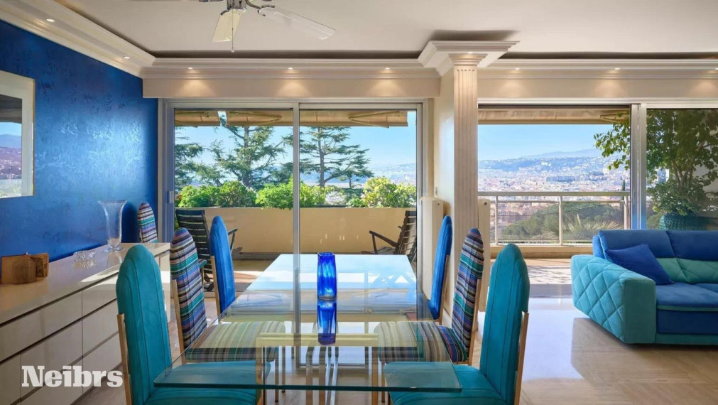 Neibrs | Na predaj krásny 5i byt , 164m2, 2x garáž, 2x kobka, bazén,prestížna lokalita 5min od mora, Nice, Francúzsko 