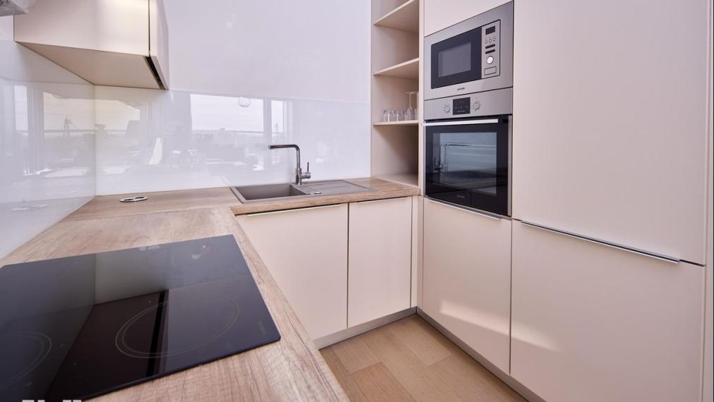 Neibrs | Na prenájom moderný 2-izbový byt s výhľadom na Dunaj – PANORAMA CITY, Staré Mesto