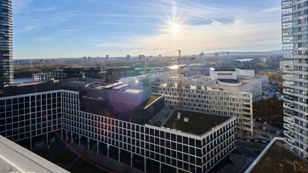 Neibrs | Na prenájom moderný 2-izbový byt s výhľadom na Dunaj – PANORAMA CITY, Staré Mesto