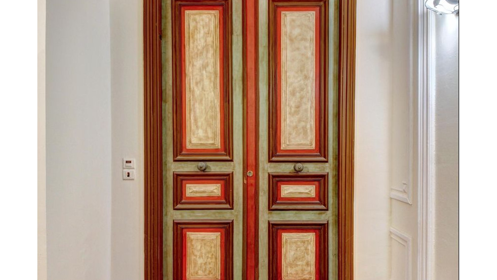 Neibrs | Na predaj výnimočný slnečný Loft s balkónom v srdci NICE pri mori, Quartier de Fleurs, NICE, Francúzsko