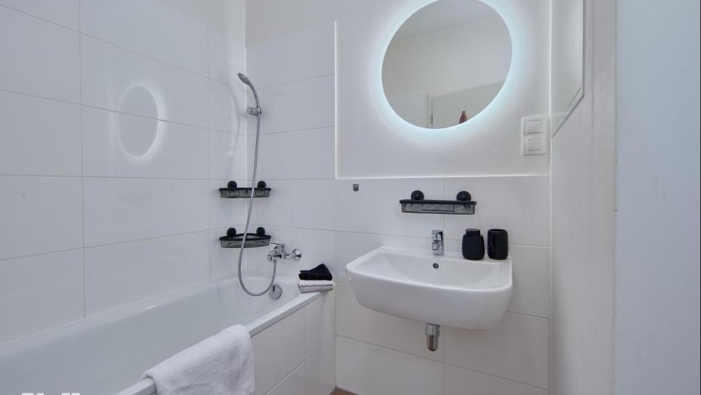 Neibrs | (2) izbový byt na prenájom s terasou a garážovým parkovacím miestom, Slnečnice - Zóna Mesto v mestskej časť Petržalka