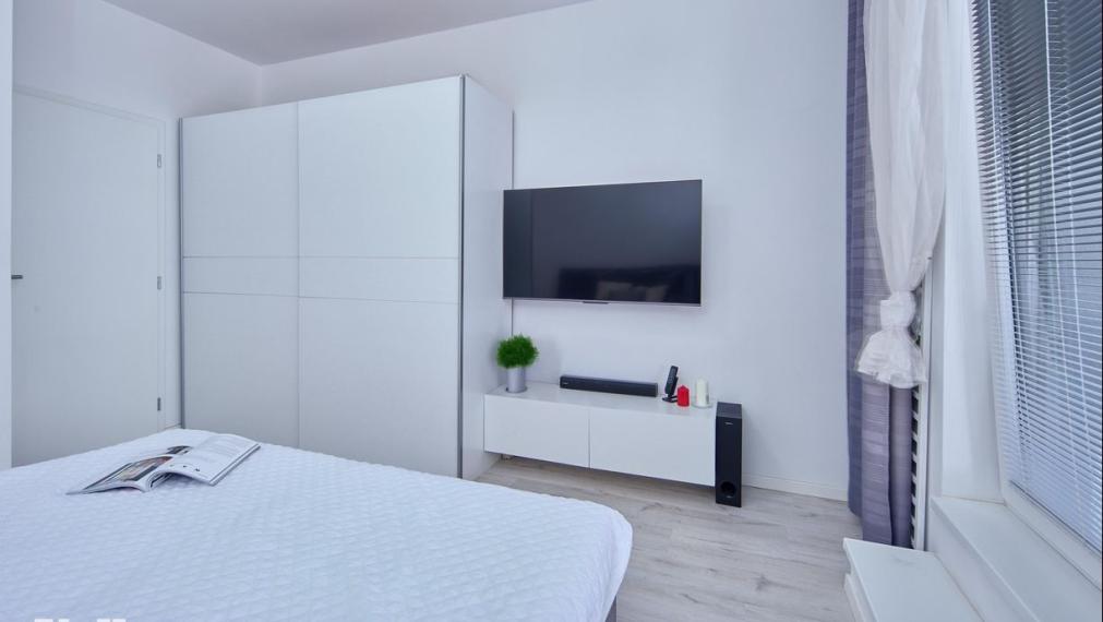 Neibrs | (2) izbový byt na prenájom s terasou a garážovým parkovacím miestom, Slnečnice - Zóna Mesto v mestskej časť Petržalka