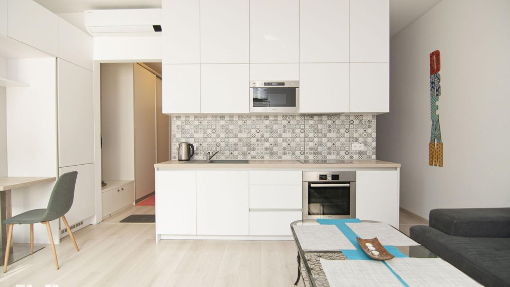 Neibrs | 1,5 izbový byt, klimatizácia, zariadený, parking, OMNIA Tomášikova