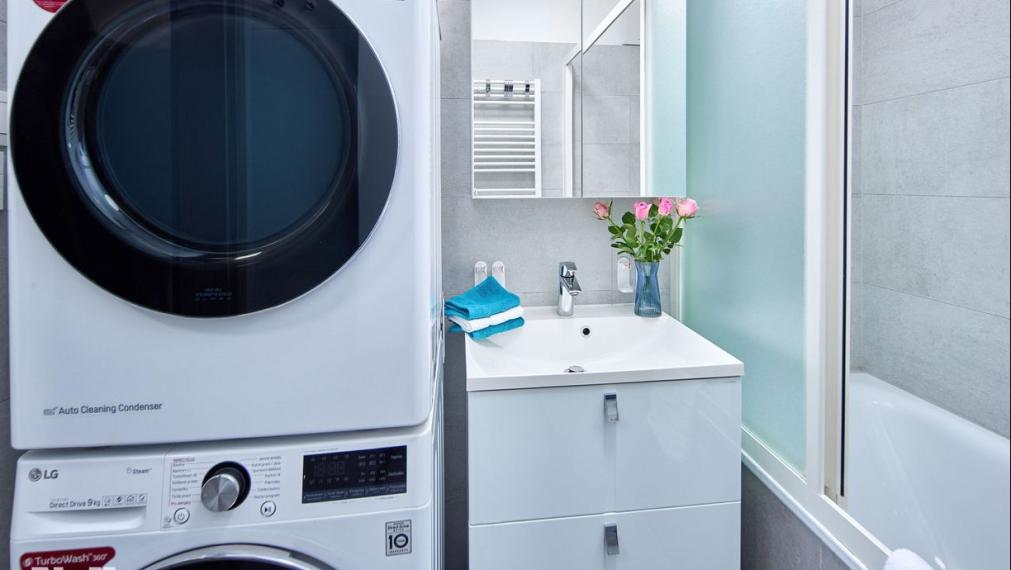 Neibrs | 3 izbový byt s balkónom (10m²) a garážovým parkovacím miestom v projekte Matadorka