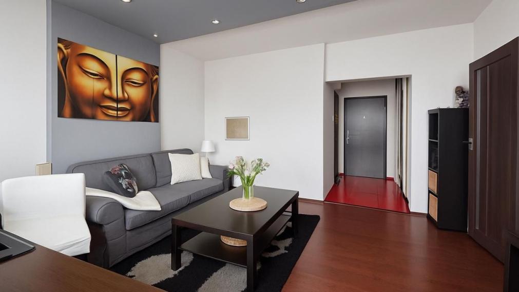 Neibrs | predaj (2) garsónka po kompletnej rekonštrukcii na Topoľčianskej ulici pri Draždiaku v bratislavskej Petržalke