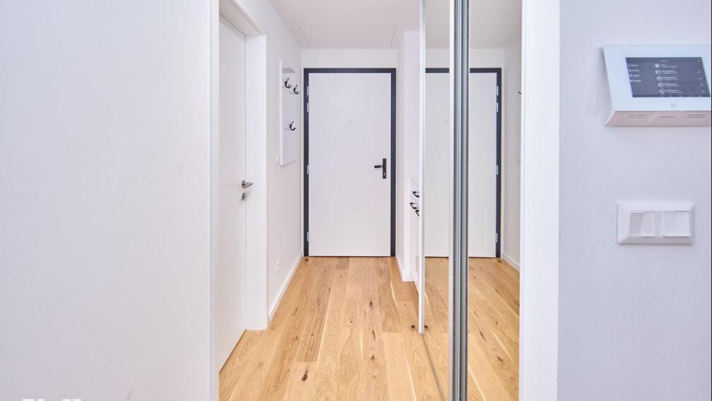 Neibrs | REZERVOVANÉ- Nový zariadený 2 izb.byt, balkón, stropné chladenie, voľný IHNEĎ