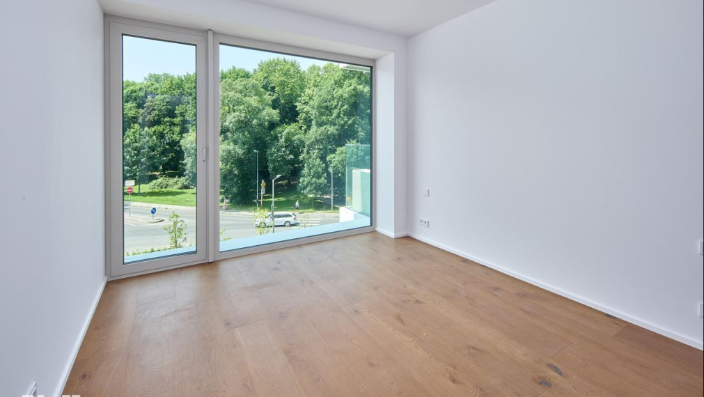 Neibrs | (4) izbový byt v štandarde s parkovacím miestom v projekte LIGET – Petržalka