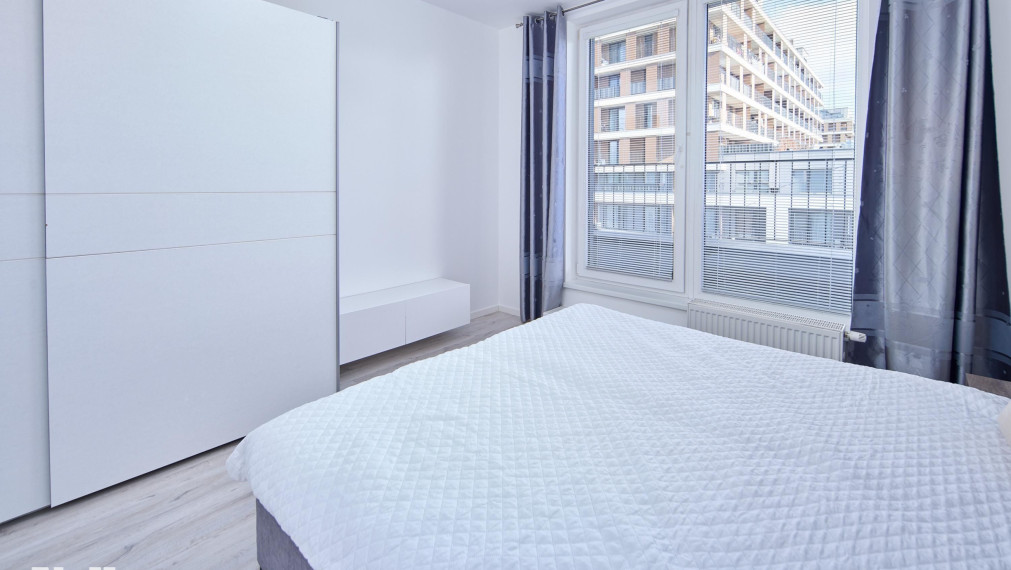 Neibrs | (2) izbový byt na prenájom s terasou a garážovým parkovacím miestom, Slnečnice - Petržalka