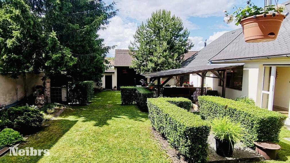 Neibrs |  Veľký 5izb RD, 2549m2 pozemok, kanalizácia, stodola, dielne, garáž, 