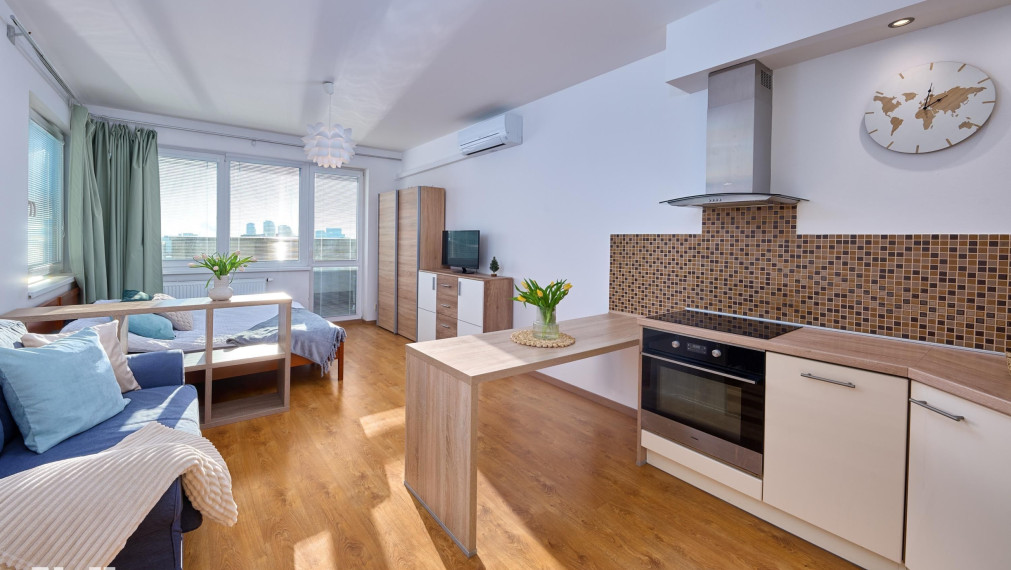 Neibrs | Garsónka - 1izb.byt,zariadený, loggia, klimatizácia