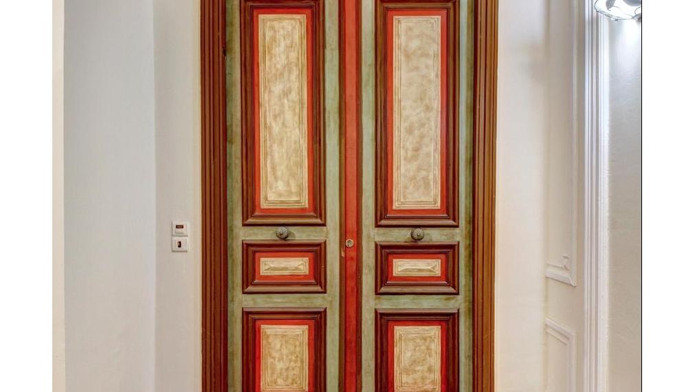 Neibrs | Na predaj výnimočný slnečný Loft s balkónom v srdci NICE pri mori, Quartier de Fleurs, NICE, Francúzsko