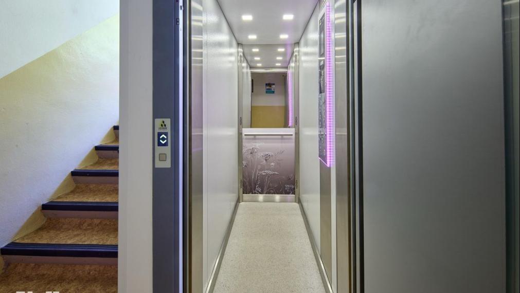 Neibrs | predaj (4) izbový veľkometrážny byt v obci Hodruša - Hámre okres Žarnovica